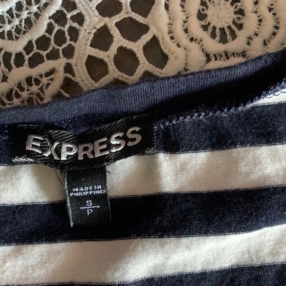 Express blue and white top - Picture 9 of 9